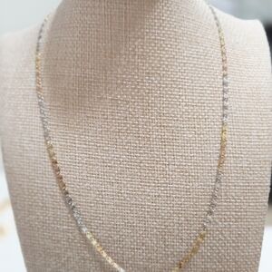 Elegant Tri-Tone Necklace And Bracelet Set